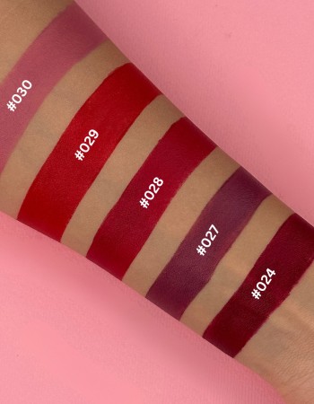 ELIXIR Matte Me Up Kissproof Lipstick 3g #030 (ARMERIA) ELIXIR Matte Me Up Kissproof Lipstick 3g #030 (ARMERIA)