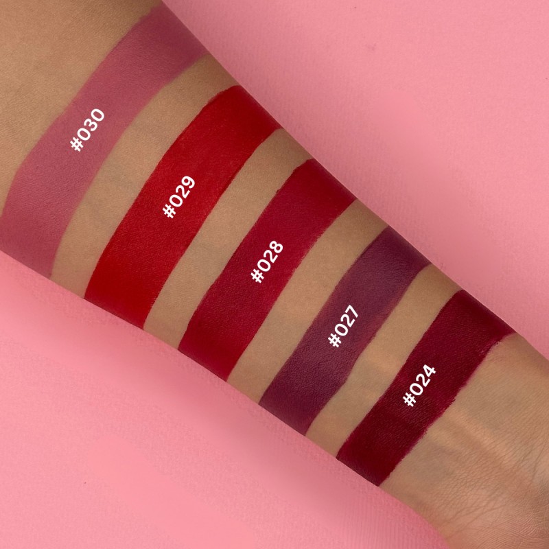 ELIXIR Matte Me Up Kissproof Lipstick 3g #030 (ARMERIA)